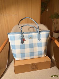 (Category: ) located in . Submitted by fashion.luxe (Listing ID 1458034148, Image 1). Description: .