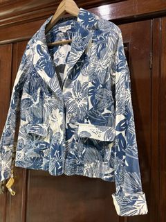 (Category: ) located in . Submitted by wardrobe.grab (Listing ID 1457913179, Image 1). Description: .