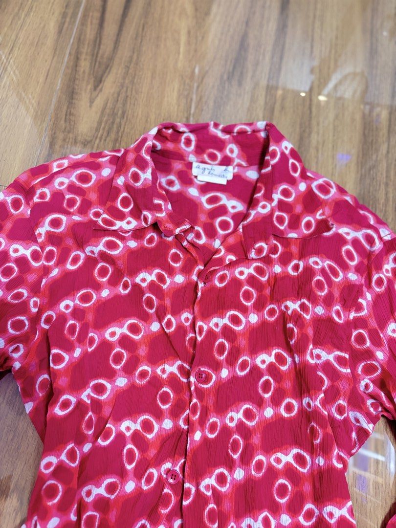 colorful vintage button down sleeves (Category: Longsleeves) located in Ramon. Submitted by polkaprincess (Listing ID 1458052365, Image 3). Description: - one of a kind style - made in paris - mixture of vibrant colors like pink, orange, and white - perfect for summer.