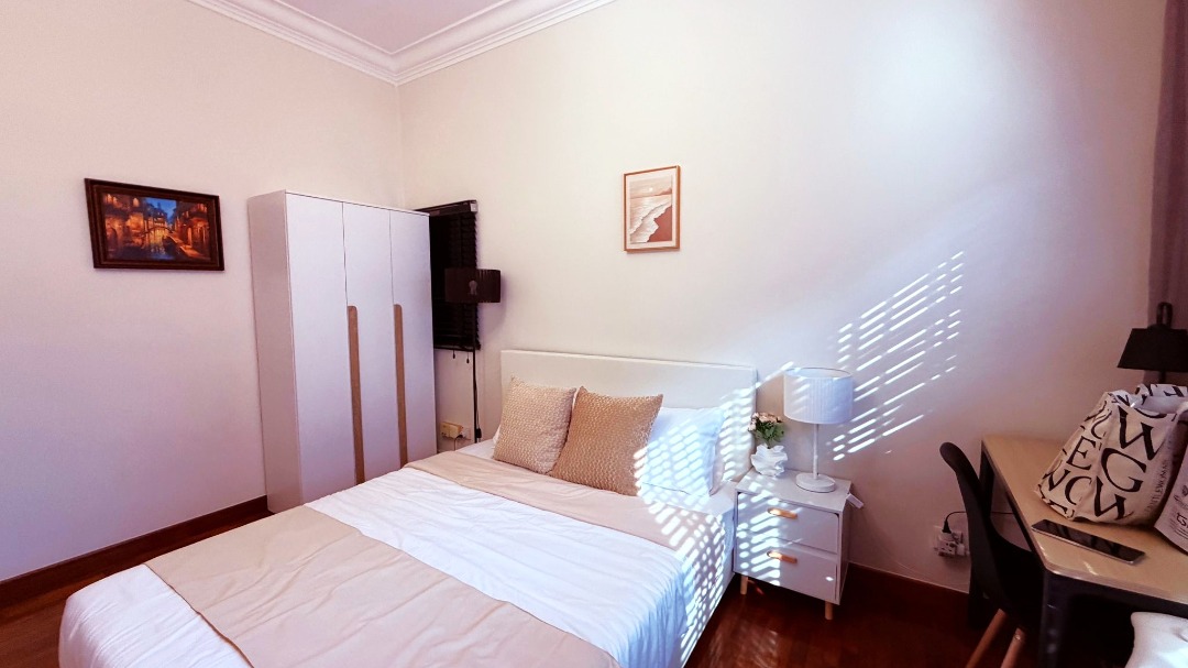 (Category: ) located in . Submitted by your_rental_specialist (Listing ID 1446806665, Image 1). Description: .