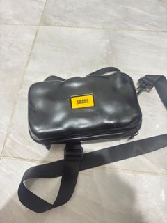 (Kategori: ) berada di . Dikirim oleh cosmicthrift (ID iklan 1457987070, Gambar 1). Deskripsi: .