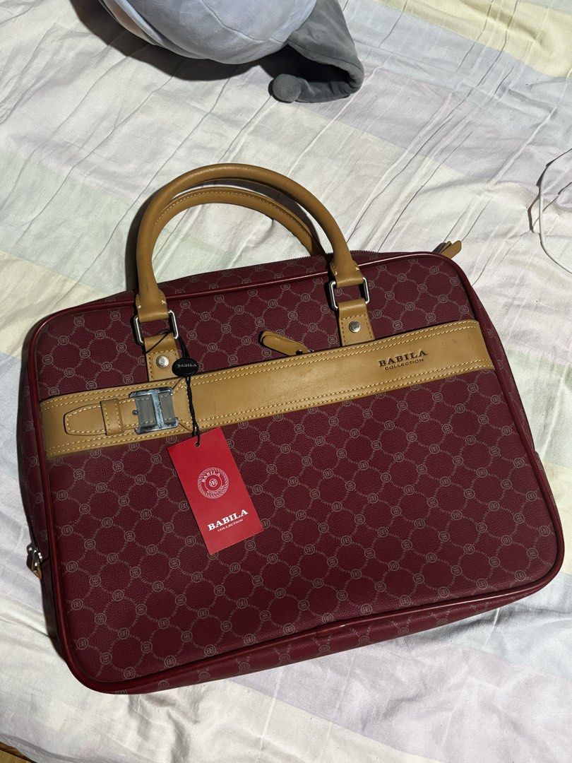 Cute formal laptop bag (Category: Luxury Bags & Wallets) located in Tuguegarao City. Submitted by whimsyfinds7 (Listing ID 1458007993, Image 1). Description: — with tag — ONHAND ready to ship.