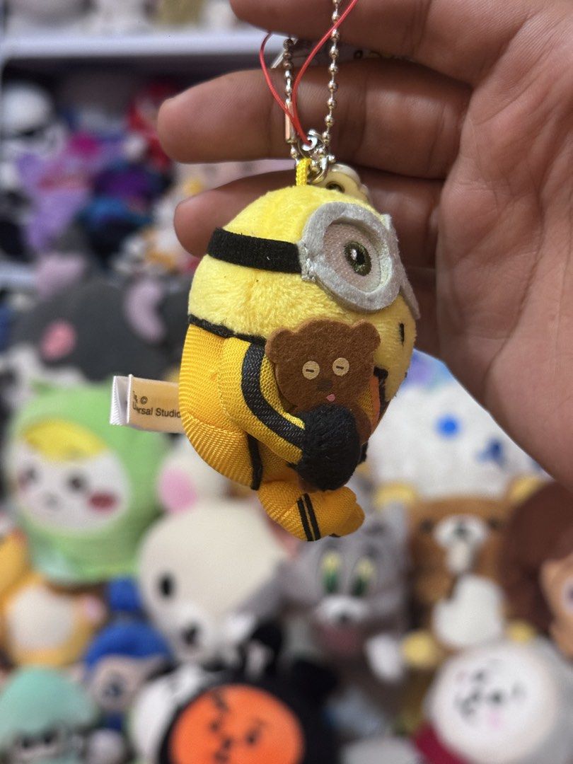 Despicable Me Minions Bob with Tim Bear Plush Charm (Category: Plushies & Soft Toys) located in Antipolo. Submitted by bhabiegraciefashionlab (Listing ID 1458031764, Image 3). Description: Usj Despicable Me The Rise of Gru Minions Bob with Tim Bear Plush Charm Brand New with Papertag So cute #minions #despicableme #bob #timbear #plushcharm #usj.