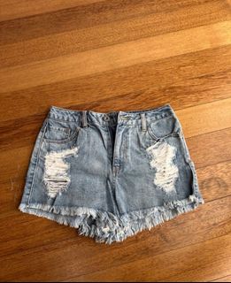(Category: ) located in . Submitted by maiajoe (Listing ID 1457945970, Image 1). Description: .