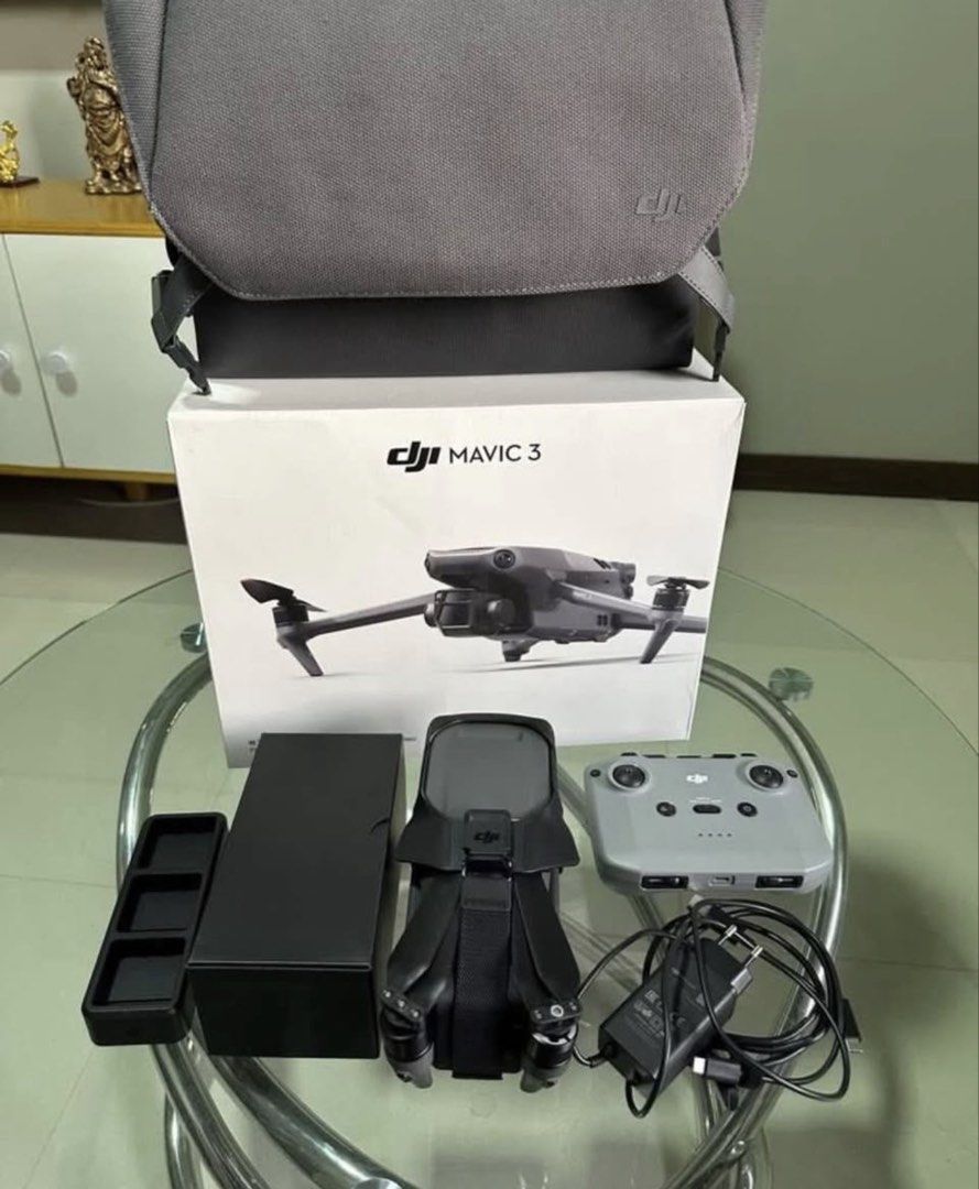 DJI Drone (Category: Drones) located in Manila. Submitted by bossprimeproperties (Listing ID 1457951824, Image 1). Description: Dji mavic 3 . Never been used . new ₱110k negotiable .