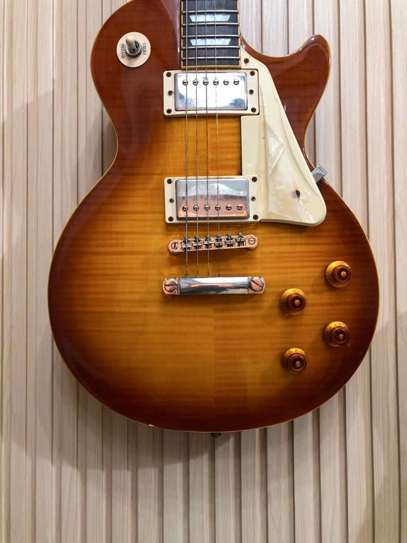 EPIPHONE LES PAUL STANDARD PRO SPLIT COIL (Category: Musical Instruments) located in Manila. Submitted by mikodvn (Listing ID 1457751142, Image 3). Description: EPIPHONE LES PAUL STANDARD PRO SPLIT COIL REASON FOR SELLING: NEED FUNDS BOUGHT IN CRESCENDO MALL OF ASIA 2024 ORIGINAL PRICE: PHP 40,000 ISSUE: PAINT ISSUE NO WOOD DAMAGE SEE PHOTO GOOD AS NEW.
