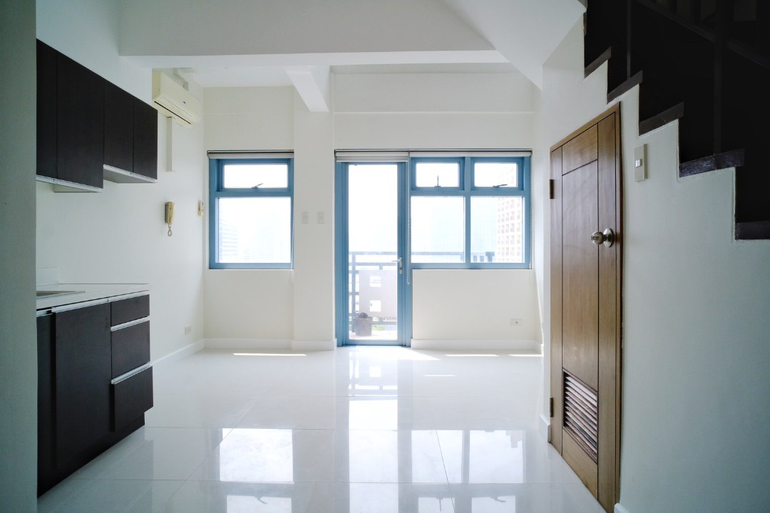 (Category: ) located in . Submitted by juanpatag (Listing ID 1457955345, Image 1). Description: .