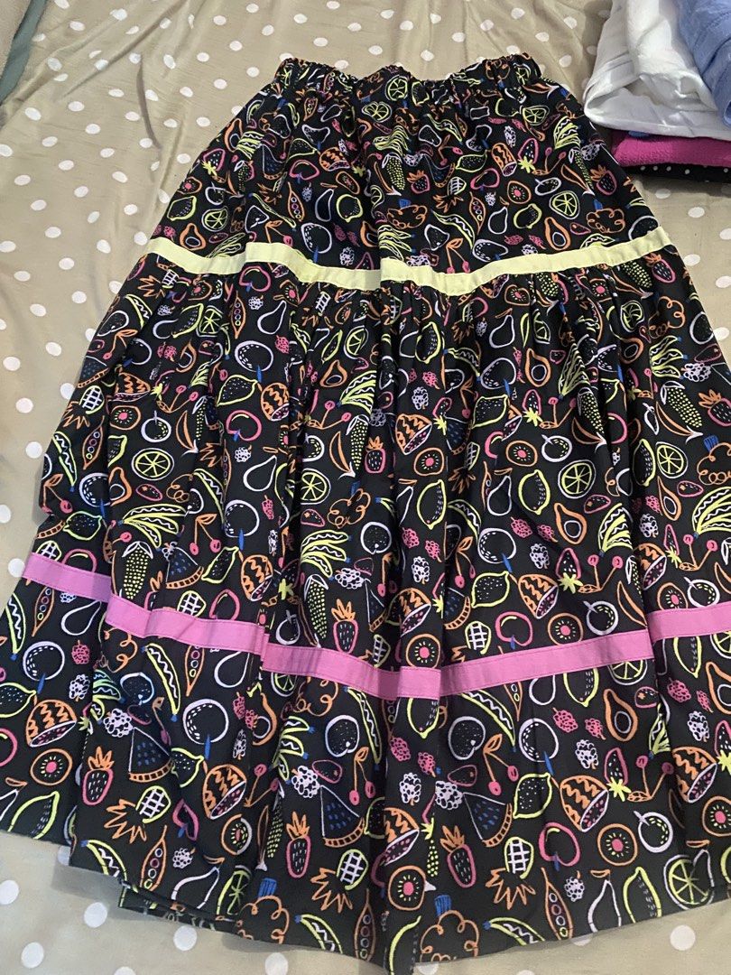For take all maxi skirt (Category: Skirts) located in Lapu Lapu. Submitted by enecha (Listing ID 1457947733, Image 1). Description: For take all Maxi skirt.