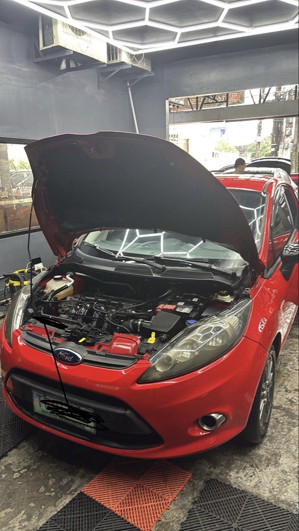 Ford Fiesta (M) (Category: Used Cars) located in Manila. Submitted by samfin46 (Listing ID 1457927700, Image 3). Description: Sale ford feista 1.4 manual good condition new shock front nyo Ball join coold aircon new register ngayon sept.