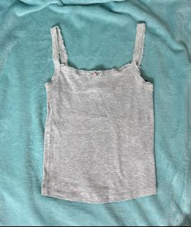 (Category: ) located in . Submitted by hanwardrobe (Listing ID 1458036047, Image 1). Description: .