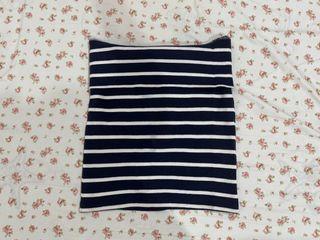 (Category: ) located in . Submitted by monduffcloset (Listing ID 1457997128, Image 1). Description: .