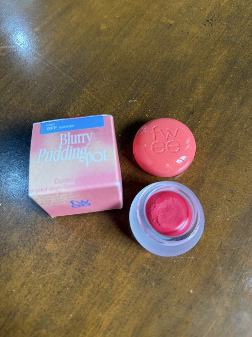 Fwee Blurry Pudding Pot BFF Blush (Category: Makeup) located in Manila. Submitted by ninisegisss (Listing ID 1457982438, Image 2). Description: - Product: Fwee Blurry Pudding Pot - Shade: BFF - Finish: Soft, blurred - Texture: Creamy blush - Color: Lovely pink - Benefit: Creates a natural flush - Condition: Comes with original box Used once only, just to swatch.