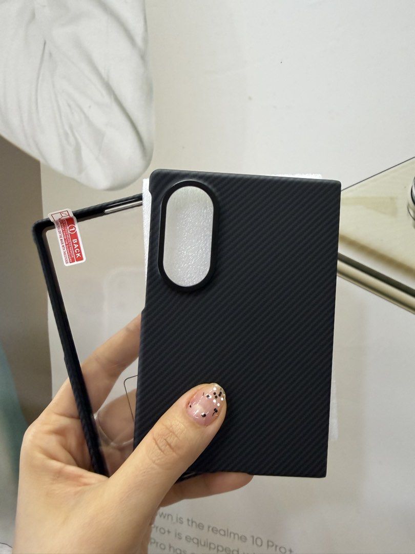 Galaxy fold 8 Carbon Case Brandnew (Category: Cases & Sleeves) located in San Juan City. Submitted by mobileterritory2012 (Listing ID 1457969122, Image 1). Description: Fold 8 carbon case Brandnew Loc theatremall Greenhills .