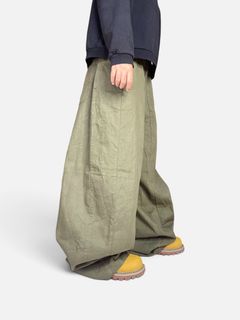 (Category: ) located in . Submitted by thrift.wrld (Listing ID 1458023978, Image 1). Description: .