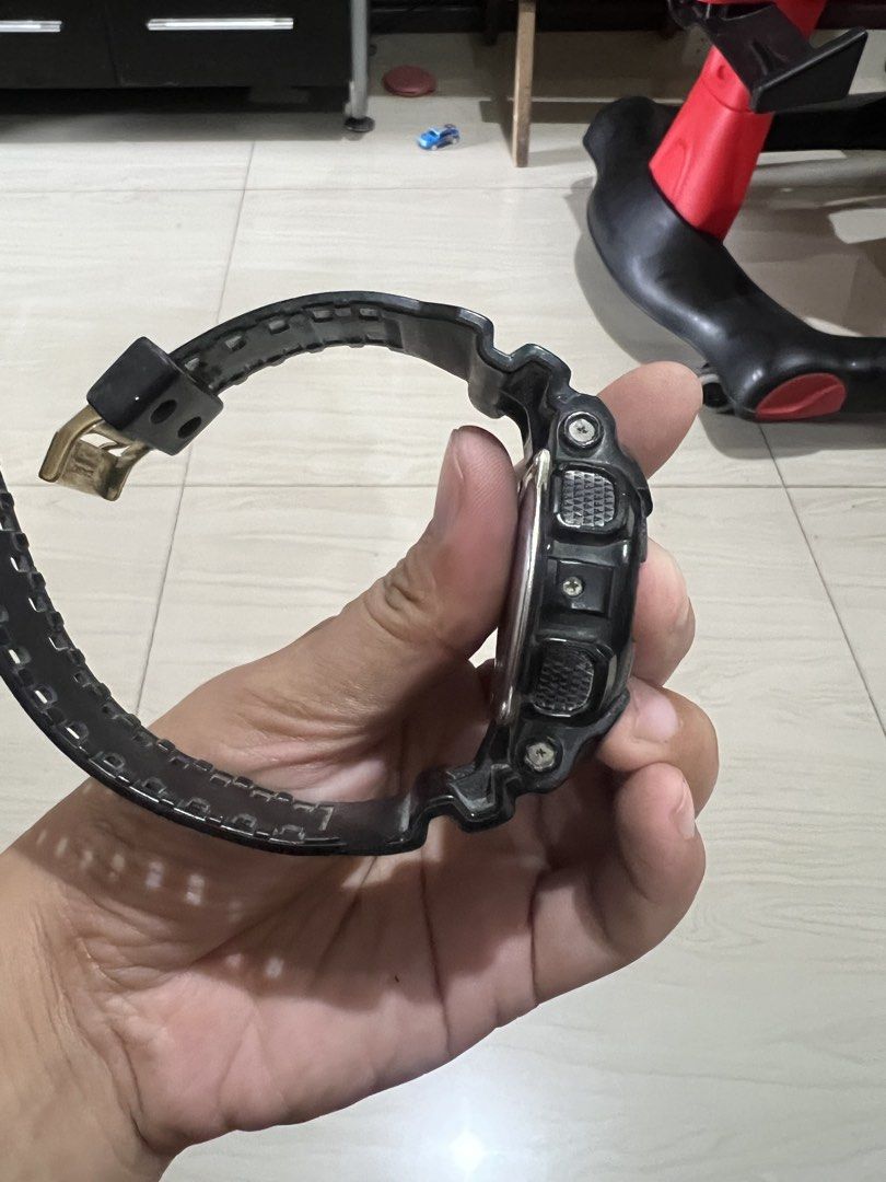 Gshock (Category: Men's Watches) located in Makati City. Submitted by myleen0411 (Listing ID 1458060309, Image 3). Description: Good condition Slightly nego.