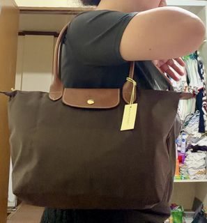 (Category: ) located in . Submitted by lyn0618 (Listing ID 1457054104, Image 1). Description: .