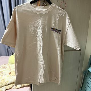 (Category: ) located in . Submitted by clothesaffairs (Listing ID 1458042524, Image 1). Description: .