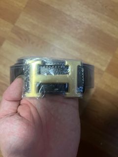 (Category: ) located in . Submitted by watchjayyy (Listing ID 1457949763, Image 1). Description: .