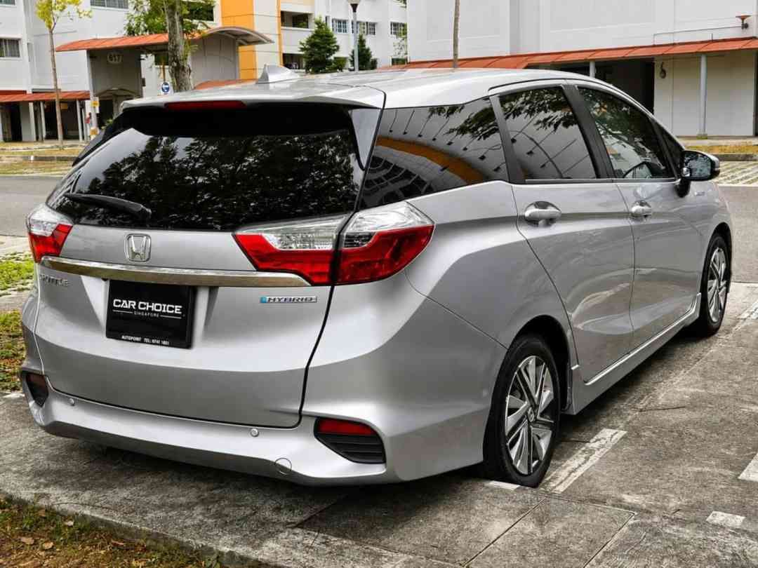 Honda Shuttle Hybrid 1.5 (A) (Category: Used Cars) located in Singapore. Submitted by sgcarchoicewc (Listing ID 1457998899, Image 3). Description: Sales Contact: Casper Lim tel:90687290 .