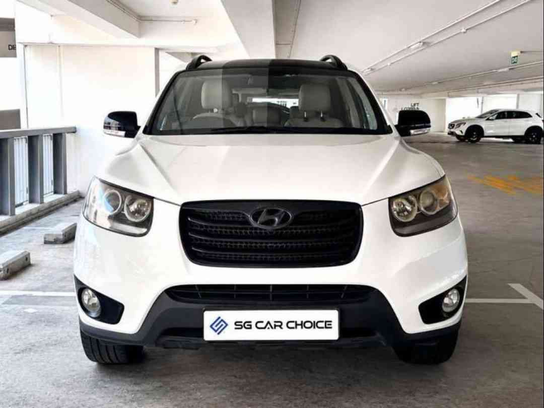 Hyundai Santa Fe 2.4 GLS (A) (Category: Used Cars) located in Singapore. Submitted by sgcarchoicewc (Listing ID 1457991127, Image 1). Description: Sales Contact: Casper Lim tel:90687290 .