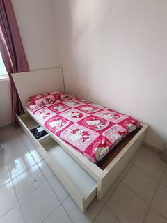 (Category: ) located in . Submitted by aina_p (Listing ID 1458052942, Image 1). Description: .