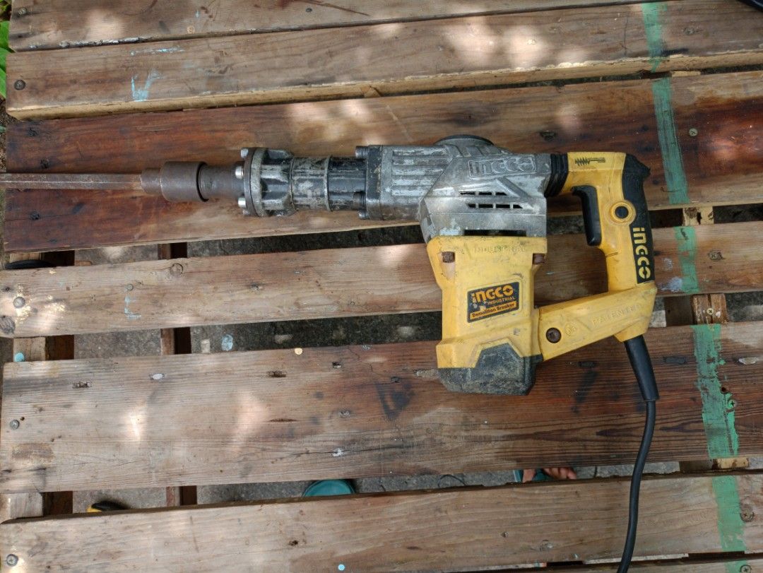 Ingco Rotary Hammer Drill Demolition Hammer (Category: Construction Tools & Equipment) located in Manila. Submitted by jen.marasigan (Listing ID 1457972268, Image 1). Description: - Ingco Rotary Hammer Drill - Color: Yellow and Grey - Powerful for demolition and drilling tasks - Ready for your next project - Please check photos for detailed condition COD.