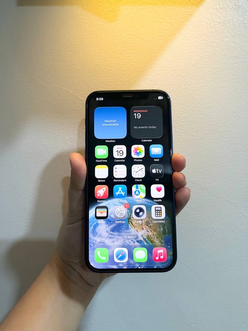 IPHONE 12 128GB ROYAL DEEP BLUE (Category: iPhone 12 Series) located in San Jose del Monte. Submitted by zzzzflip (Listing ID 1457984179, Image 2). Description: IP 12 128GB ROYAL DEEP BLUE °NO ISSUE °NO HISTORY REPAIR °ORIG ALL PARTS °72 BATT ORIGINAL BATT MAKUNAT PA °BOUGHT FROM POWER MAC °UNIT AND CASE ONLY °MINIMAL DENTS SIGN OF USAGE °NTC LOCAL PURCHASE °SLIGHTLY NEGO FOR SURE BUYER.