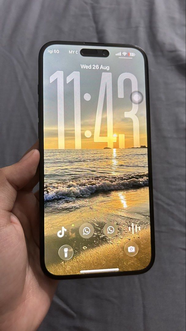 Iphone 16plus (Category: iPhone 16 Series) located in Kuala Lumpur. Submitted by ainnxdirx (Listing ID 1458084305, Image 1). Description: Iphone 16plus 128gb Zp Set BH 89% All Function Cod Kl kosong-satu-sembilan tiga-tiga-enam - dua - sembilan - kosong - lapan.