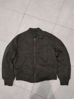 (Kategori: ) berada di . Dikirim oleh markas_secondstore (ID iklan 1457995083, Gambar 1). Deskripsi: .