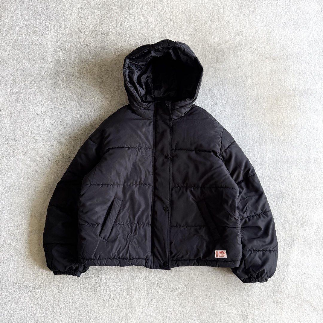 Java black boxy puffer jacket (Category: Coats, Jackets and Outerwear) located in Kuala Lumpur. Submitted by audixstore (Listing ID 1458040902, Image 1). Description: JAVA BLACK BOXY PUFFER JACKET ▪️ Size M ▪️ 90% good condition ▪️ Pit 24” Lenght 24” Price RM65 free postage (Semenanjung) Add RM10 for Sabah/Sarawak.