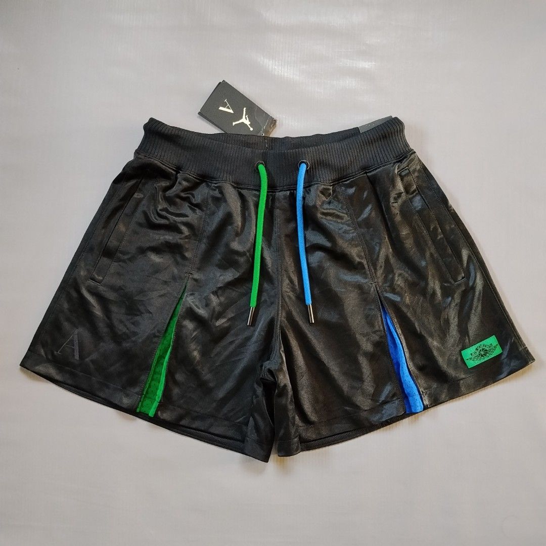 JORDAN X ALEALI MAE (PLEATED SHORTS) (Category: Shorts) located in La Carlota. Submitted by sports_couture_ph (Listing ID 1457965593, Image 1). Description: JORDAN X ALEALI MAE (PLEATED SHORTS) RATE EXCELLENT CONDITION SIZE MEDIUM WOMENS PRICE 449 ADD SHIPPING FEE DM TO PURCHASE.