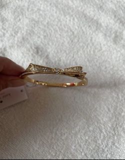 (Category: ) located in . Submitted by auntlau (Listing ID 1457919642, Image 1). Description: .
