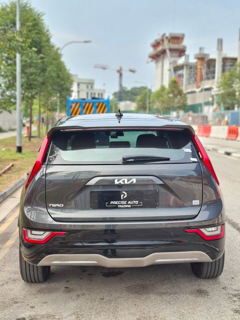 Kia Niro Electric sunroof Auto (Category: Used Cars) located in Singapore. Submitted by preciseauto (Listing ID 1457968649, Image 3). Description: 🔥🔥BOSS SAY ALL MUST GO CLEARANCE SALE🔥🔥 🚨CHEAPEST CARS IN THE MARKET🚨 🚘$500 DRIVEAWAY🚘 🏦LOWEST INTEREST FROM 1.48%🏦 🟢1 YEAR WARRANTY🟢 🔧FREE 1 YEAR SERVICING🔧 🏬 Vehicle 120 Points INSPECTION CHECK By In House Workshop BEFORE we put them for SALE 🚕 PHV Drivers Welcomed 🔁 High Trade In Va