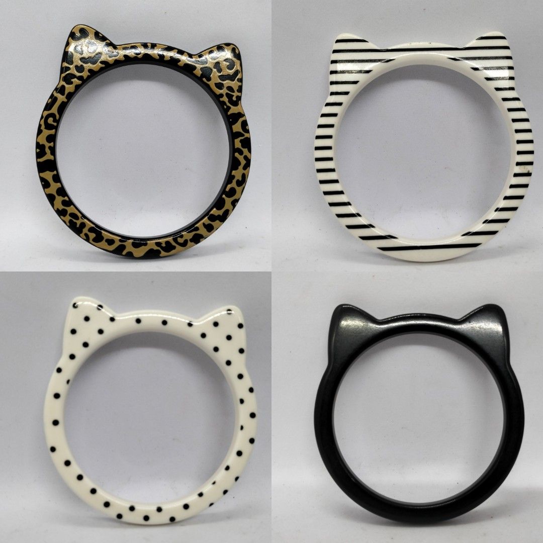 Kids Cat Ears Bangles (Category: Other Accessories) located in Baguio. Submitted by toys_of_yesteryear (Listing ID 1458065815, Image 2). Description: LOCATION: Baguio City PRICE: Fix Price. 135.00 each DESCRIPTION: 👉 Imported kid's bangles Cat ears design. sizes are in the photos CONDITION: 👉 Used 👉 Item description is subjective so buyers are encouraged to rely on their judgement based on the pictures posted before buying. Actual photos poste