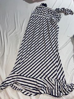 (Category: ) located in . Submitted by den_e (Listing ID 1458023084, Image 1). Description: .