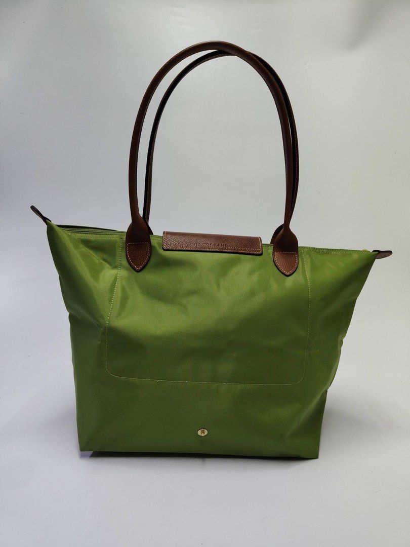 ❤️LC Classic Long Handle - Matcha (Category: Tote Bags) located in Quezon City. Submitted by asrcollections (Listing ID 1457905875, Image 3). Description: ❤️Classic Long Handle - Matcha/Lichen ✅MLH - 3000 ✅LLH - 3500 Onhand.