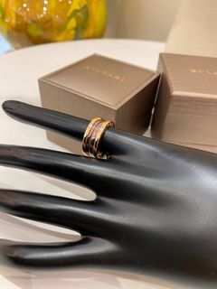 (Category: ) located in . Submitted by redrabbitluxury (Listing ID 1458023231, Image 1). Description: .