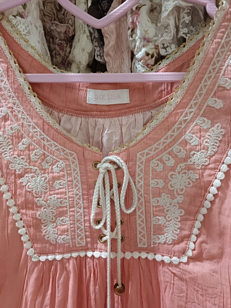 [SOLD] liz lisa boho himekaji top (Category: Others Tops) located in Cavite. Submitted by mirailovesu (Listing ID 1458048261, Image 2). Description: size: med issue: last two pics no whenworn rfs: too big for me.