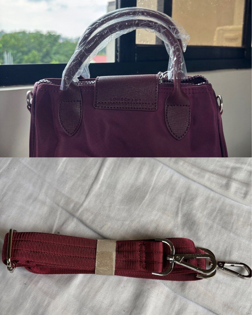 Handbag in Maroon (with removable strap) (Category: Luxury Bags & Wallets) located in Quezon City. Submitted by dubidapp (Listing ID 1457973722, Image 2). Description: LC, mirrored Main compartment width: 8.5 in.Main compartment height: 6.5 in..