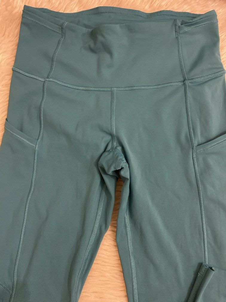 Lululemon green leggings (Category: Activewear) located in Pasig City. Submitted by sandace (Listing ID 1458028262, Image 2). Description: Authentic .
