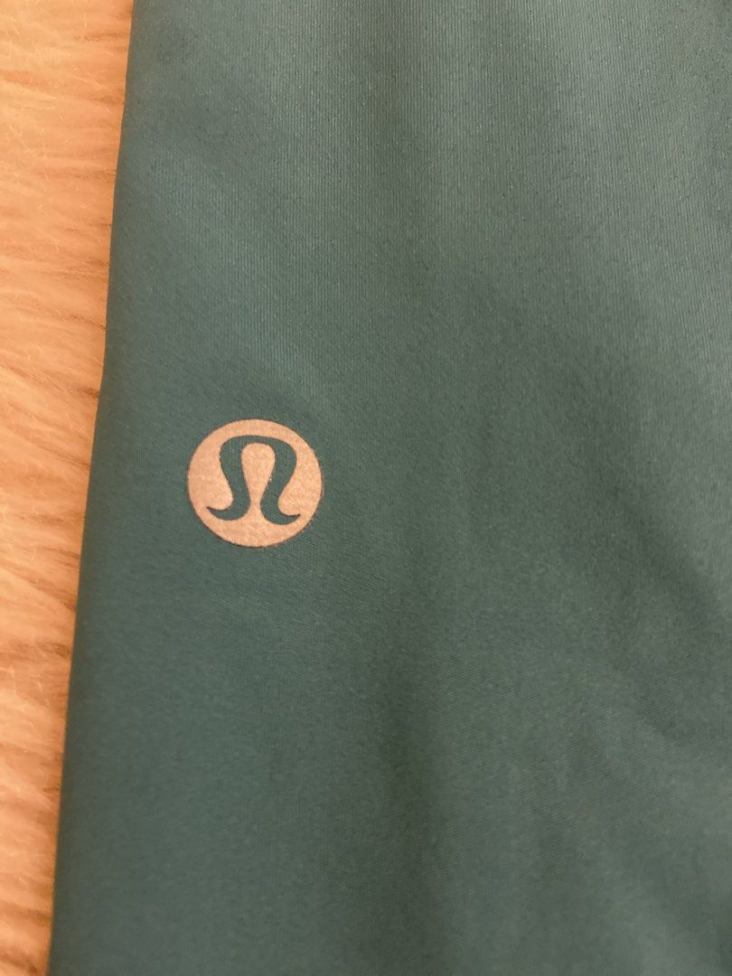Lululemon green leggings (Category: Activewear) located in Pasig City. Submitted by sandace (Listing ID 1458028262, Image 3). Description: Authentic .