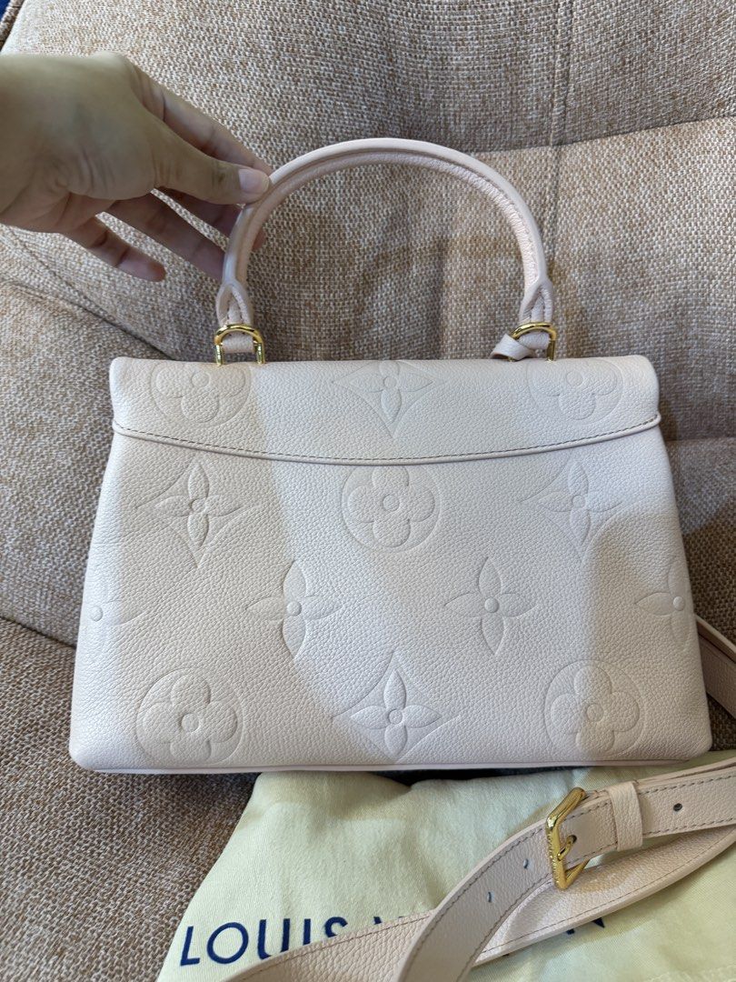 LV Madeleine Empreinte (Category: Luxury Bags & Wallets) located in Marikina City. Submitted by bellissimaestile (Listing ID 1457943531, Image 3). Description: 🔺Kyoto, Japan preloved store bought. 🔺NFC Scannable 🔺Self authenticate for buyers. To save bought our time and peace of mind, this item is for MEET UP AND PICK UP ONLY‼️ Location 📍SAN MATEO RIZAL.