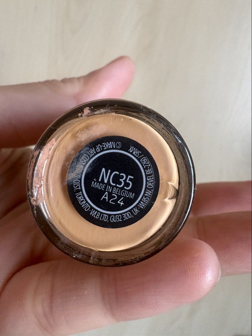 Mac studio fix (Category: Makeup) located in Quezon City. Submitted by shoppingtime_mnl (Listing ID 1457903975, Image 2). Description: .