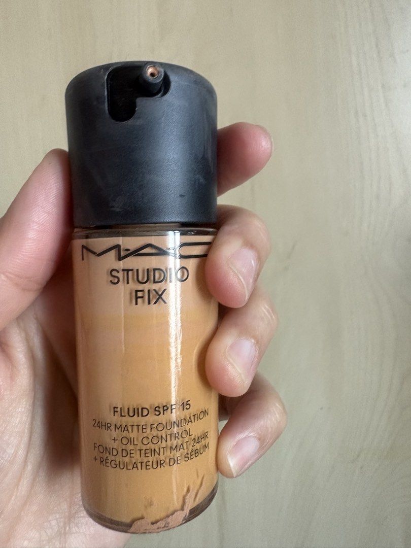 Mac studio fix (Category: Makeup) located in Quezon City. Submitted by shoppingtime_mnl (Listing ID 1457903975, Image 1). Description: .