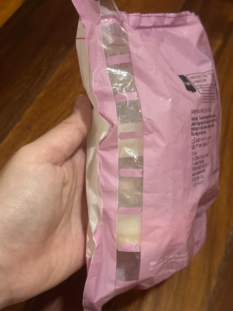 MAM Easy Start Anti-Colic Bottle & Pacifier Set (Category: Breastfeeding & Bottle Feeding) located in Makati City. Submitted by travelfinds34611 (Listing ID 1457985402, Image 3). Description: BRAND NEW. Never opened but bag has a slight opening on one corner MAM Easy Start Anti-Colic + Start Pacifier Set Includes: - 1 x 130ml / 4.5oz bottle - 1 x Start Newborn Pacifier - Innovative anti-colic system reduces air bubbles and colic - Perfect for new