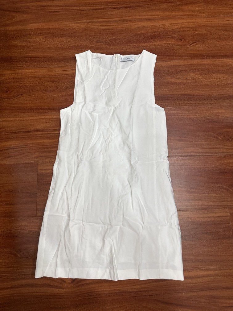 Mango White Mini Dress (Category: Dresses) located in Quezon City. Submitted by nikki.chua (Listing ID 1458043563, Image 1). Description: Used only once.