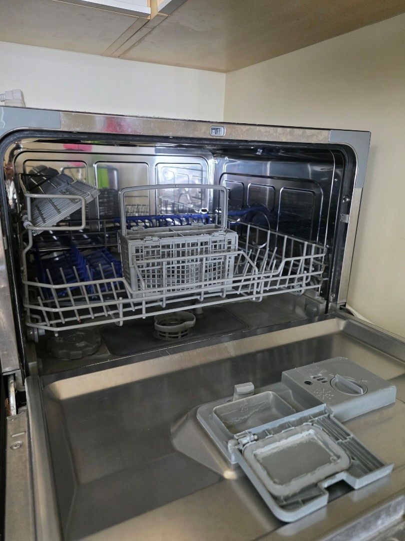 Maximus dishwasher (Category: Dishwasher) located in Taguig. Submitted by youcompleteme (Listing ID 1458005393, Image 2). Description: ❗️ RUSH SALE Until November 15, 2026 ONLY 🏷 Php 5,000.00 (Final Price) 🎁 Free 120 pcs dishwashing soap worth 1,400 - Maximus dishwasher - Good condition Seldom used Bought 2 years ago - With minor cosmetic flaws (slight rust and peeling on top front panel), but fully functional and does not affect performance. -
