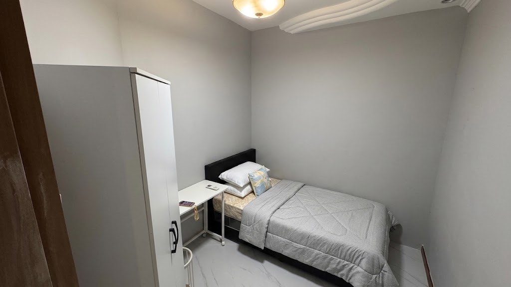 (Category: ) located in . Submitted by koolfit (Listing ID 1453851197, Image 1). Description: .