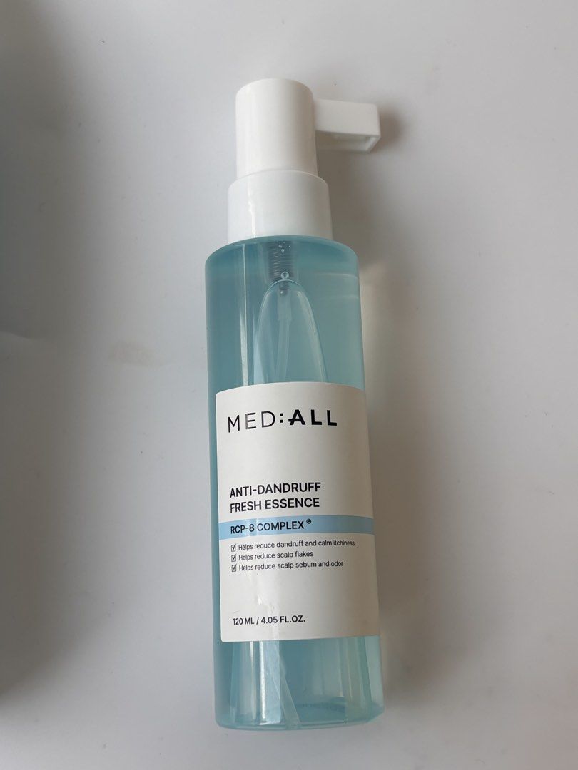 Mediall Anti-Dandruff Fresh Essence (Category: Hair) located in Manila. Submitted by markkk28 (Listing ID 1457924041, Image 3). Description: Anti Dandruff Spray • cooling • reduces dandruff • eliminates odor.