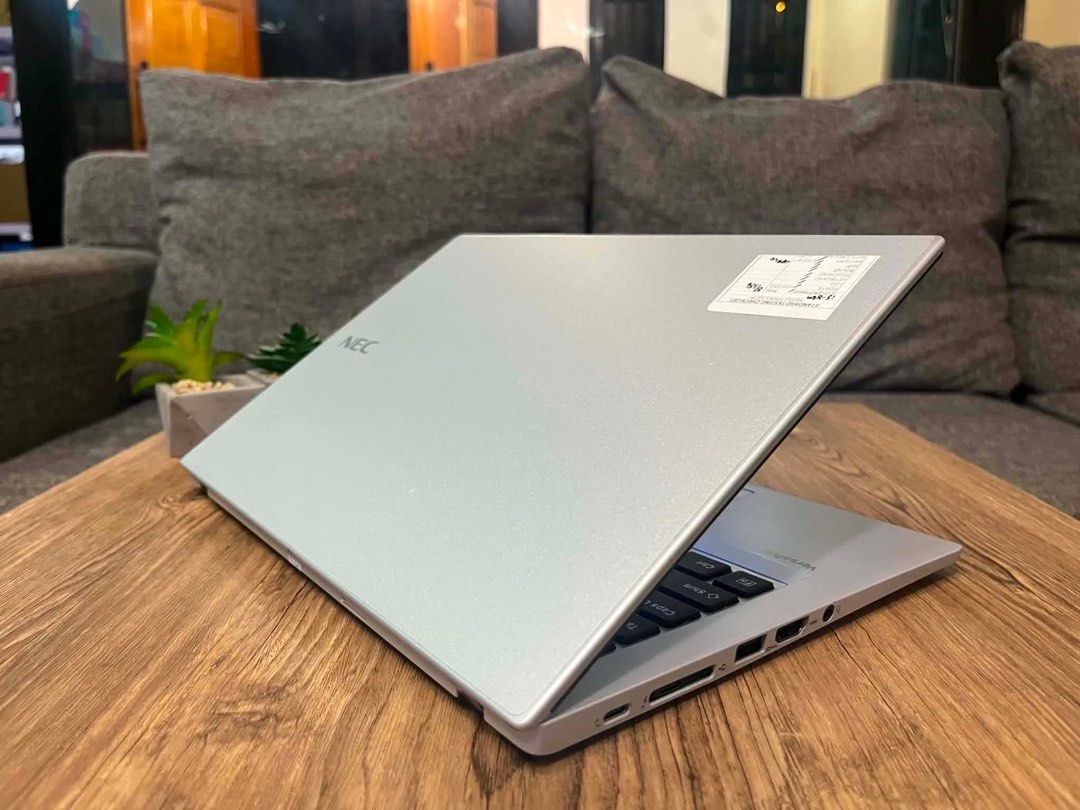NEC Versa Pro VB-4 (Category: Laptops & Notebooks) located in Kawit. Submitted by markuzmathers (Listing ID 1457941176, Image 2). Description: NEC VERSAPRO VB-4 ₱12,500 ONLY! Looking for a compact, reliable, and affordable business laptop? The NEC VersaPro VB-4 is a great choice for office work, online classes, work from home, business, browsing, documents, and everyday computing. 📋 FULL DETAILED SPECIFICATIONS ⚙️ Processor ✅ Intel® Core™ i5-835
